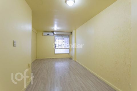 Image 9 - 874448