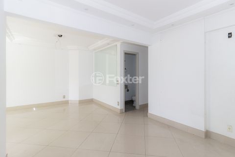Image 7 - 874469