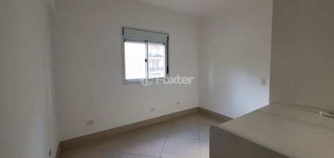 Image 9 - 874469