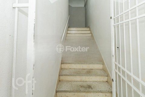 Image 19 - 874492