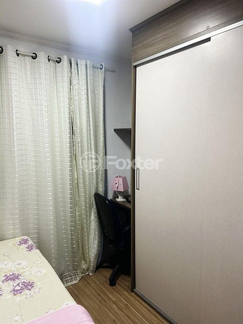 Image 8 - 874502