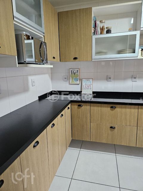 Image 7 - 874554