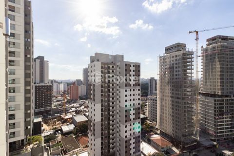 Image 4 - 874602