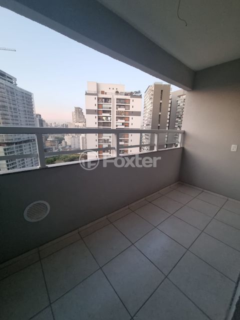 Image 4 - 874602