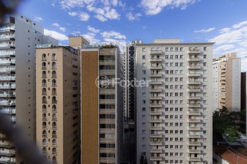 Image 7 - 874628