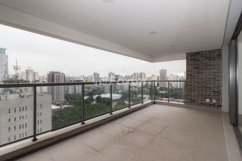 Image 8 - 874636