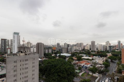 Image 9 - 874636