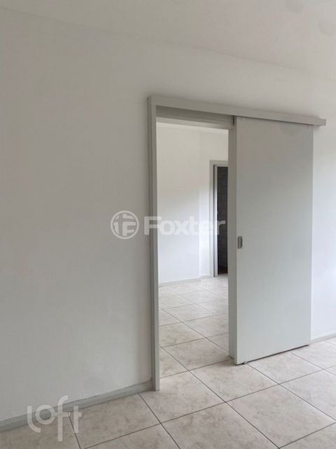 Image 7 - 874642