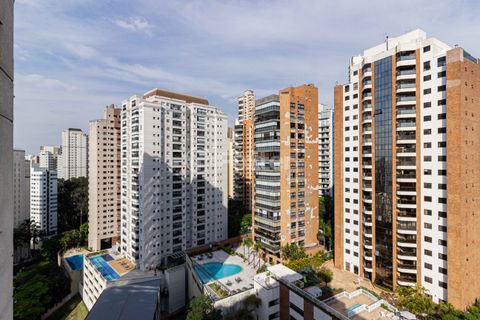Image 15 - 874648