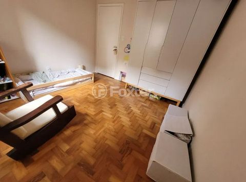 Image 4 - 874656