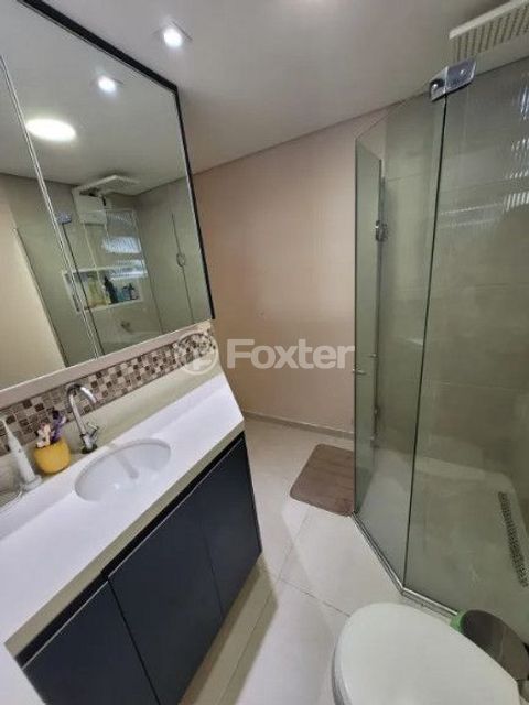 Image 7 - 874656