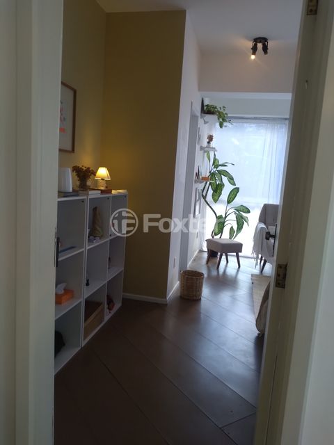 Image 5 - 874663