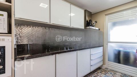 Image 4 - 874664