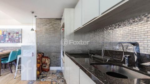 Image 7 - 874664