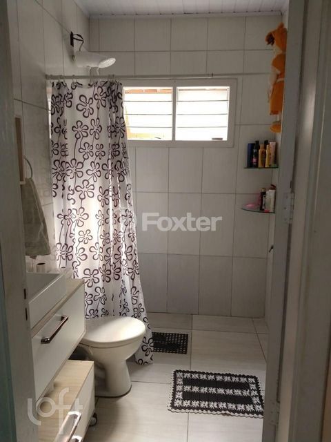 Image 5 - 874668