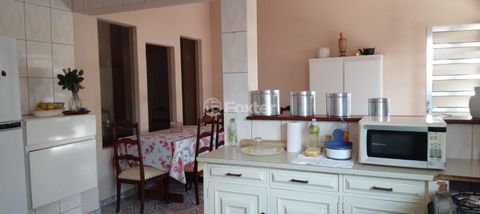 Image 7 - 874682