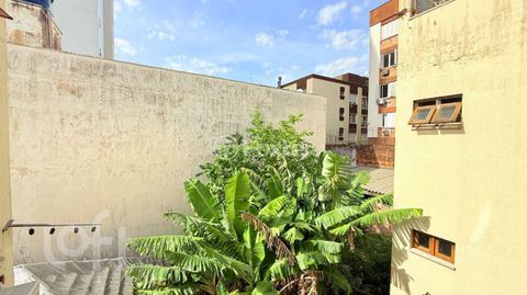 Image 9 - 874699