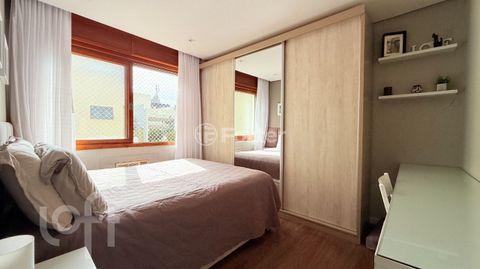 Image 17 - 874699