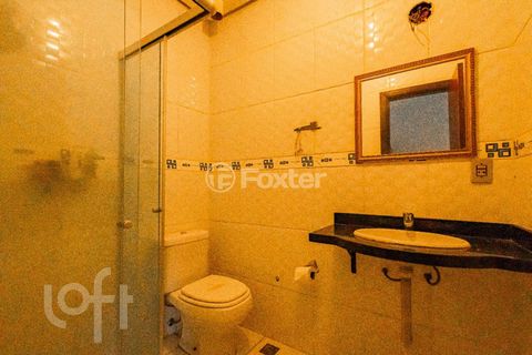 Image 9 - 874701