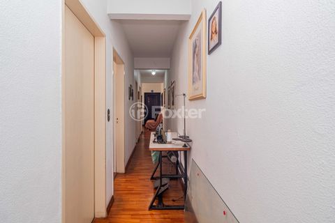 Image 4 - 874749