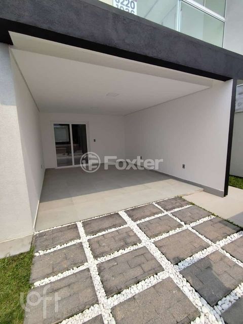 Image 8 - 874766