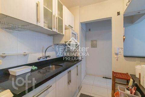 Image 7 - 874790