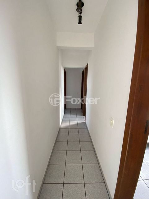 Image 4 - 874797