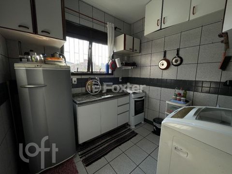 Image 4 - 874798