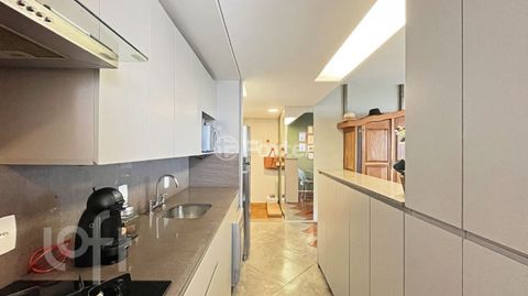 Image 13 - 874799