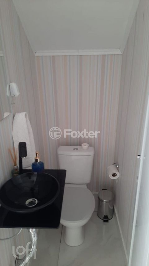 Image 5 - 874803