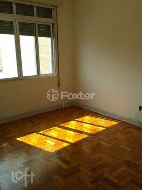 Image 7 - 874823