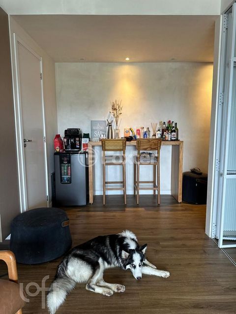 Image 1 - 874834