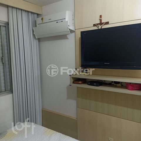 Image 5 - 874865
