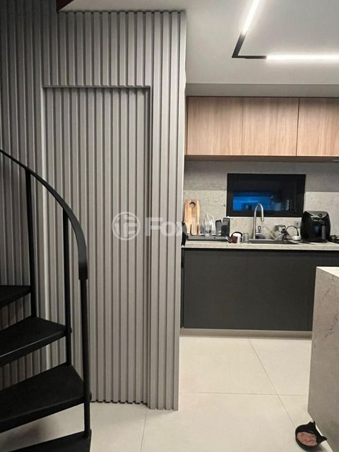 Image 7 - 874959