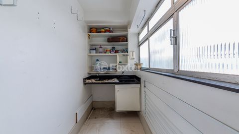 Image 8 - 874966