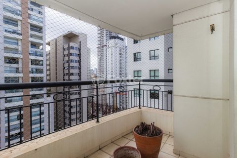 Image 4 - 874975