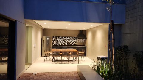 Image 6 - 874977