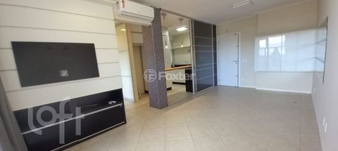 Image 7 - 874983