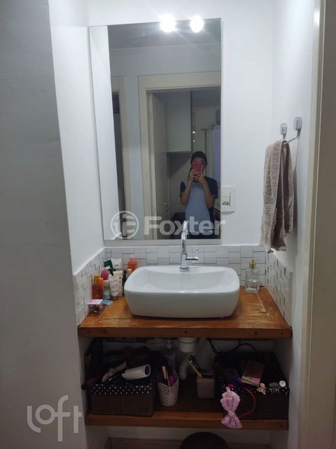 Image 9 - 875000