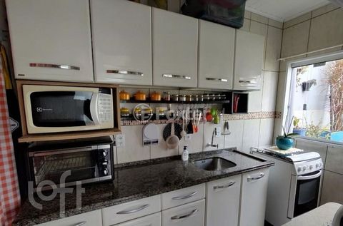 Image 12 - 875001