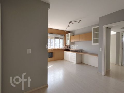 Image 11 - 875004