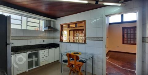 Image 6 - 875008