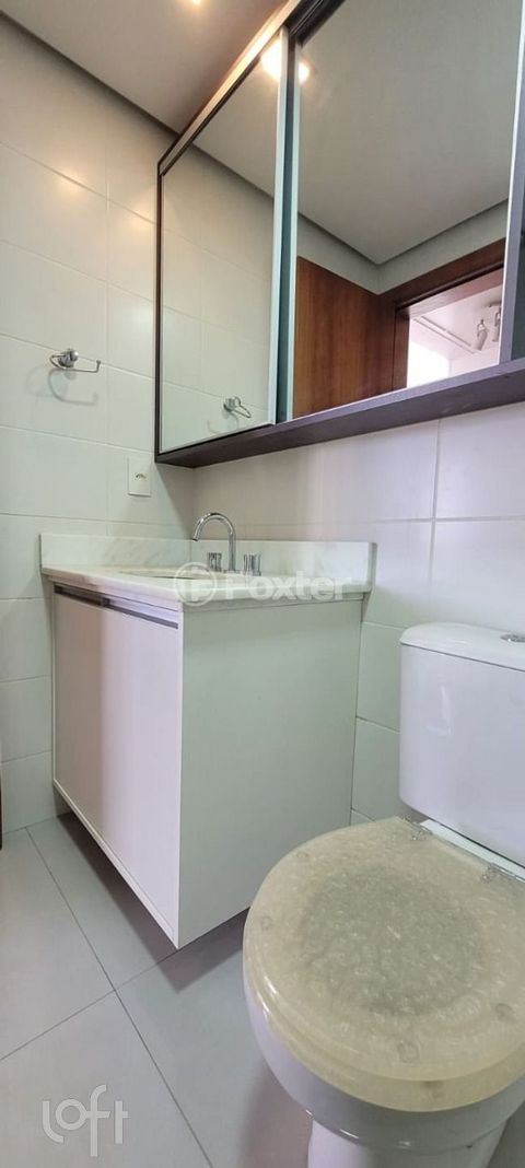 Image 12 - 875030