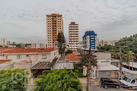 Image 9 - 875036