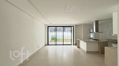 Image 6 - 875045