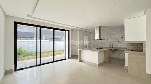 Image 5 - 875045