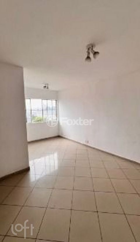 Image 1 - 875047