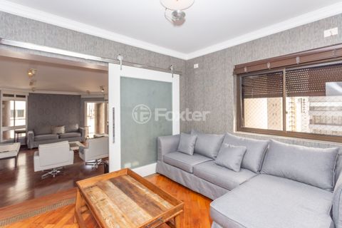 Image 19 - 875054