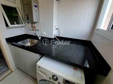 Image 9 - 875111