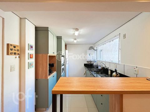 Image 8 - 875114